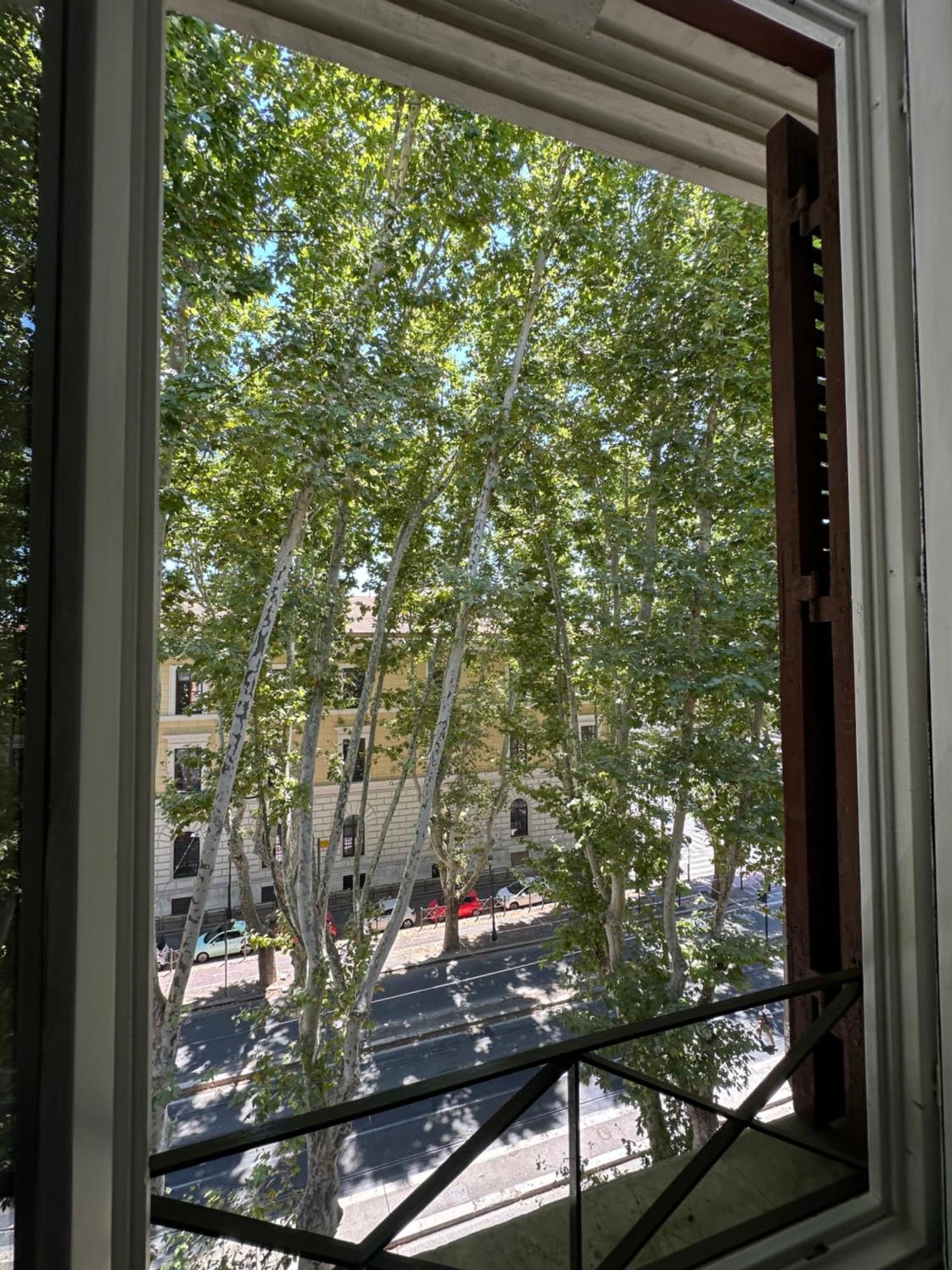 Queen Of Rome Luxury Rooms Экстерьер фото