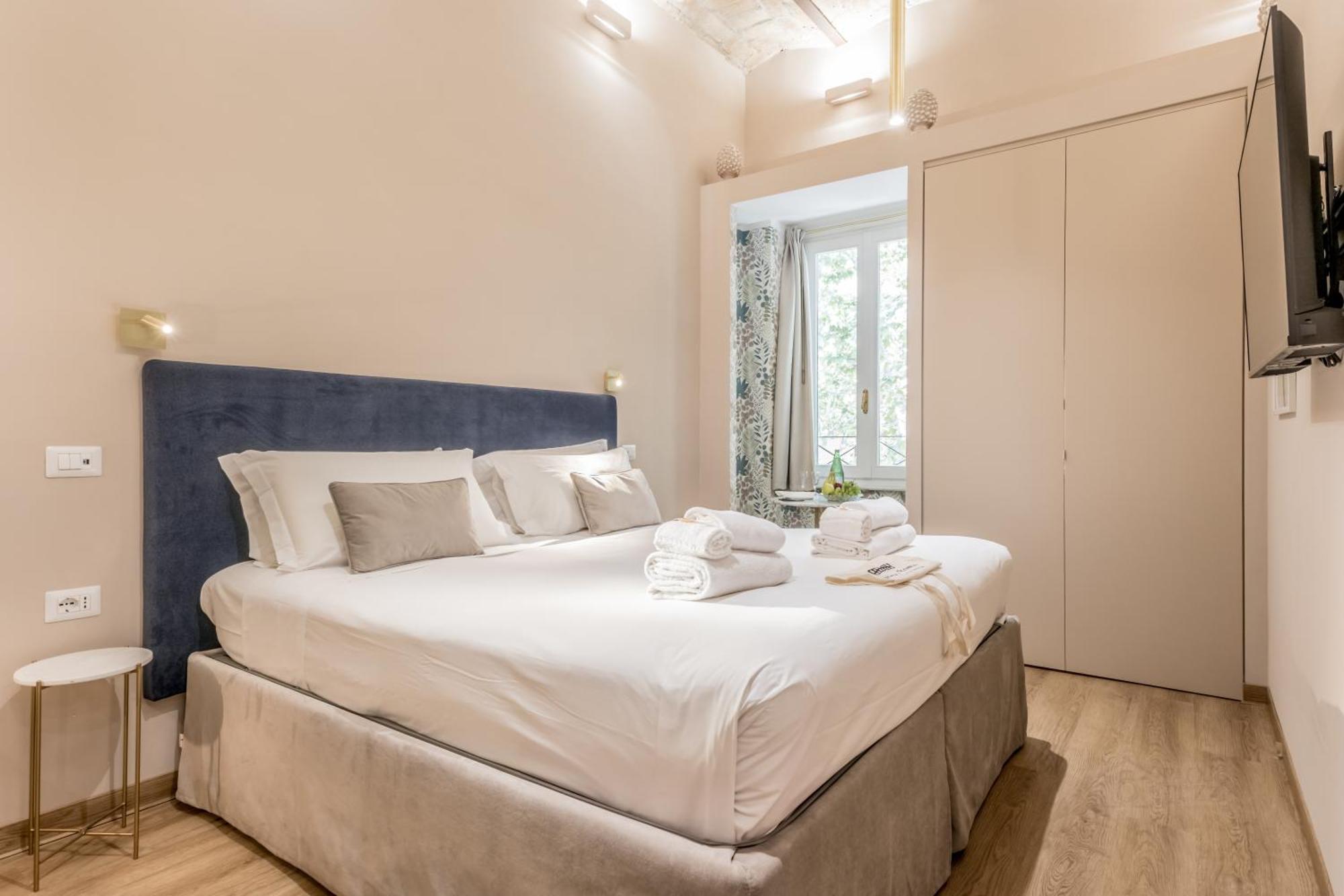 Queen Of Rome Luxury Rooms Экстерьер фото